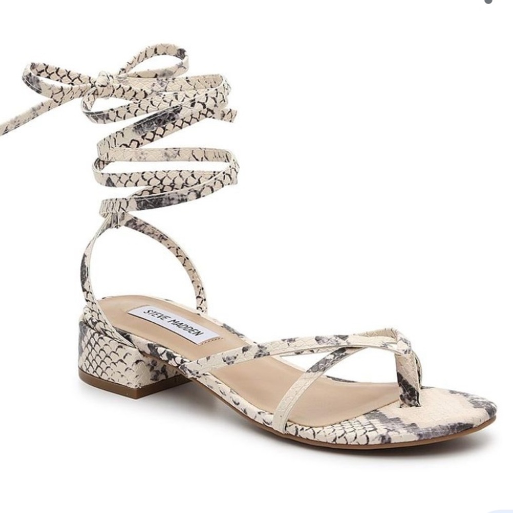 Ryee Snake Skin size 8